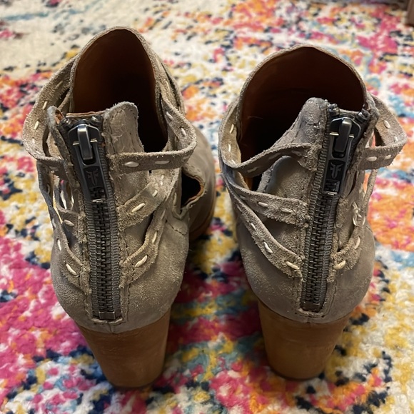 FRYE Naomi Bootie - Picture 4 of 14